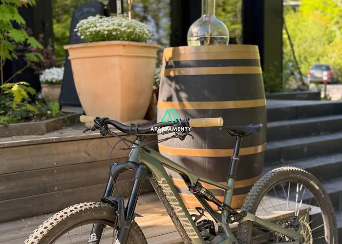 アパート Szyndzielnia - 2 Sypialnie & Garaz Podziemny & Balkon Idealne Mejsce W Baskidach Dla Rodziny ビエルスコ・ビアバ