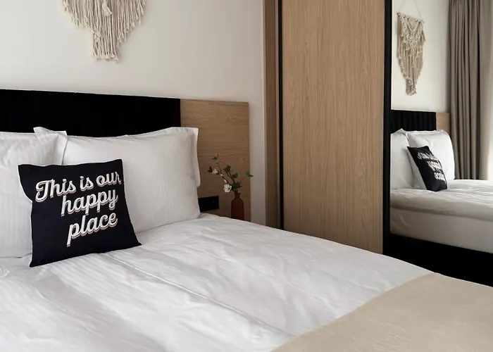 Apartmán Szyndzielnia - 2 Sypialnie & Balkon & Parking Idealne Mejsce W Baskidach Dla Rodziny Bílsko-Bělá