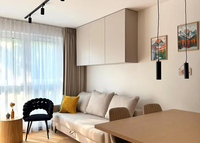 Szyndzielnia - 2 Sypialnie & Garaz Podziemny & Balkon Idealne Mejsce W Baskidach Dla Rodziny Apartmán *